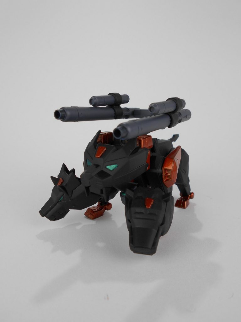 リクトライオン改・「キメラトライオン」。リクトライオンにウルフヘッドとタイガーヘッドを追加して、火力の向上を行なっています。