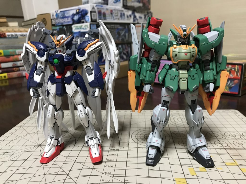 以前作った似非哪吒とのツーショットになります。
作っている途中からこの写真は絶対撮りたかった次第です。