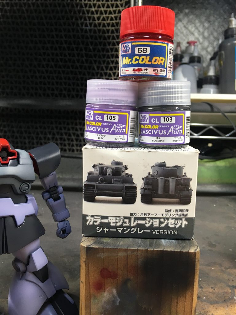 使った色は概ねこんな感じ。ブロンドヘアー用を使うと、拡散ビーム部とヒート剣の刀身もいけると思います。