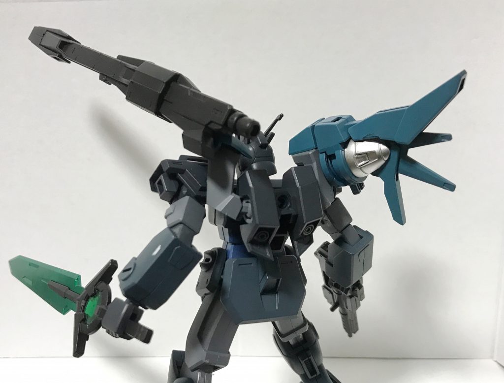 ダブルオースカイそのままのモノなので、ドライヴ部分は羽状に展開します。