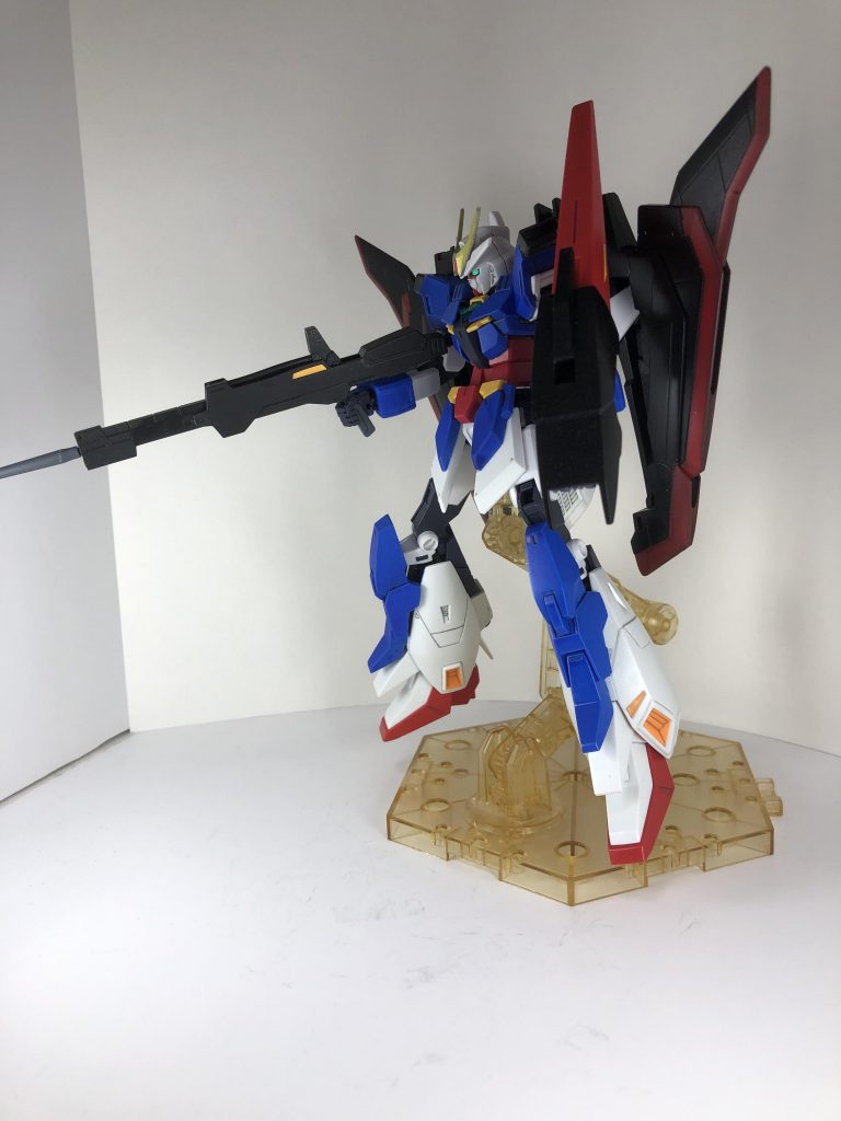 Zの武装は全て使用可能。ハイメガランチャーは装備すると腕が重さで取れやすい。