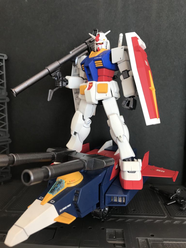 最後はおもちゃっぽい感じで。
いつかユニコーンのジャベリンとかオリジンの肩キャノンとかつけてクローバー版再現してみたいですね。
最後までご覧頂きありがとうございました!