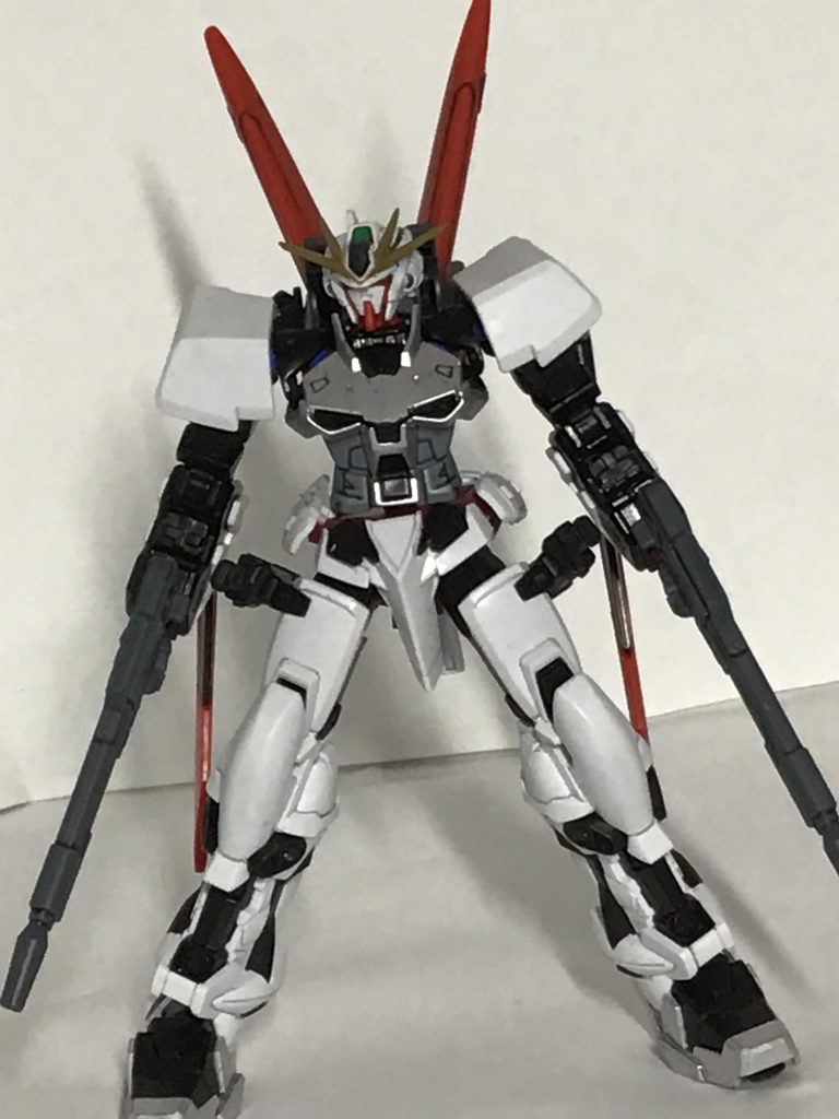 バズーカはオプションなので取り外し可能。羽根を折りたためば、この通りスッキリした姿になれます。