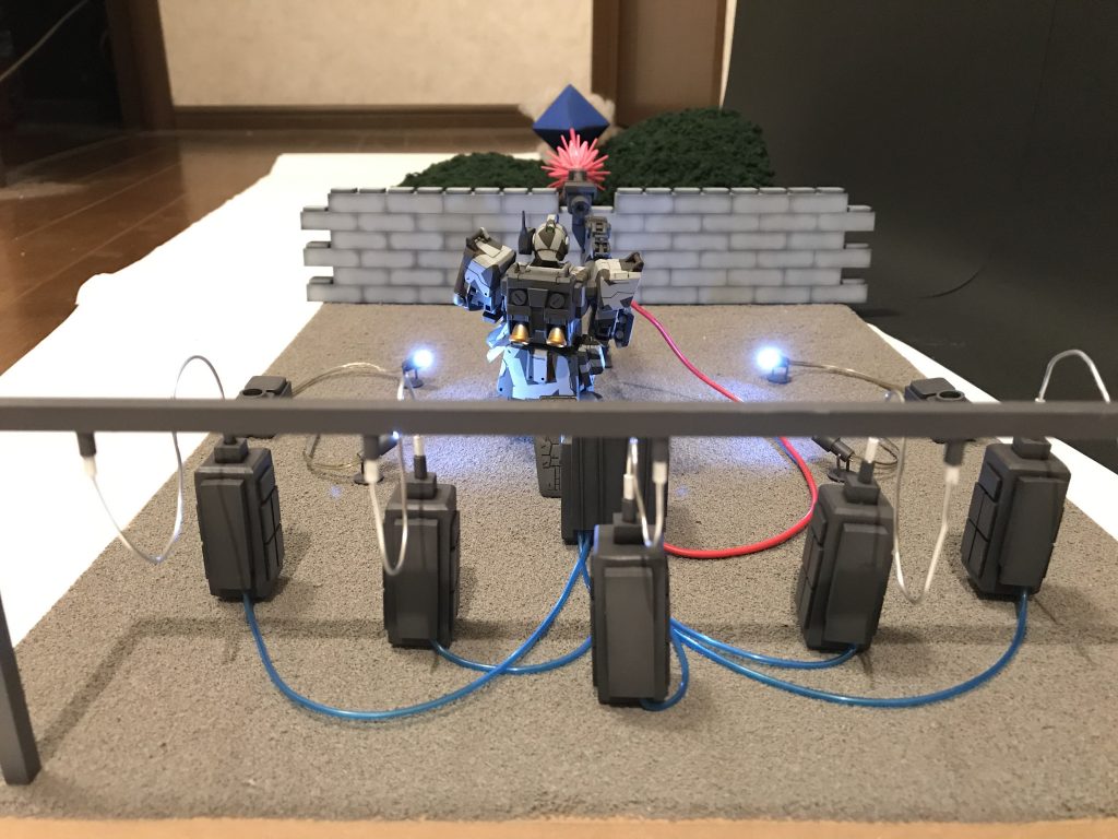 真後ろ
ブロックは地味に黒立ち上げ塗装してます。