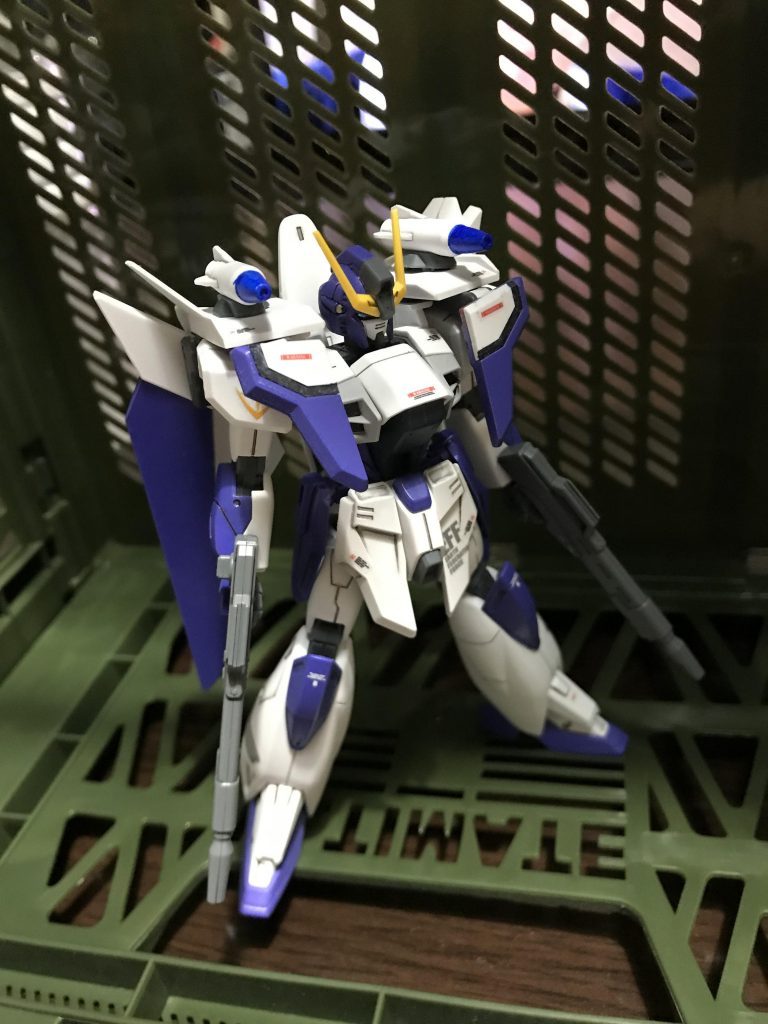 ガンダムエアマスター〝ホーネット〟–7枚目/制作者：真樹京介