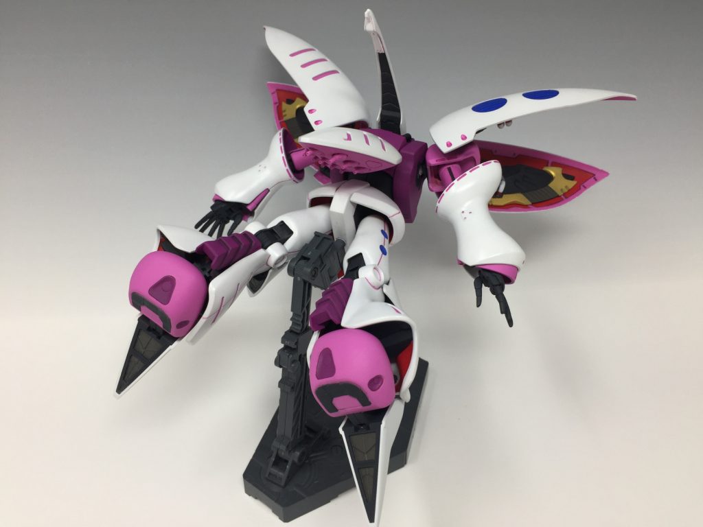 頭部の裏側も塗り分けました。