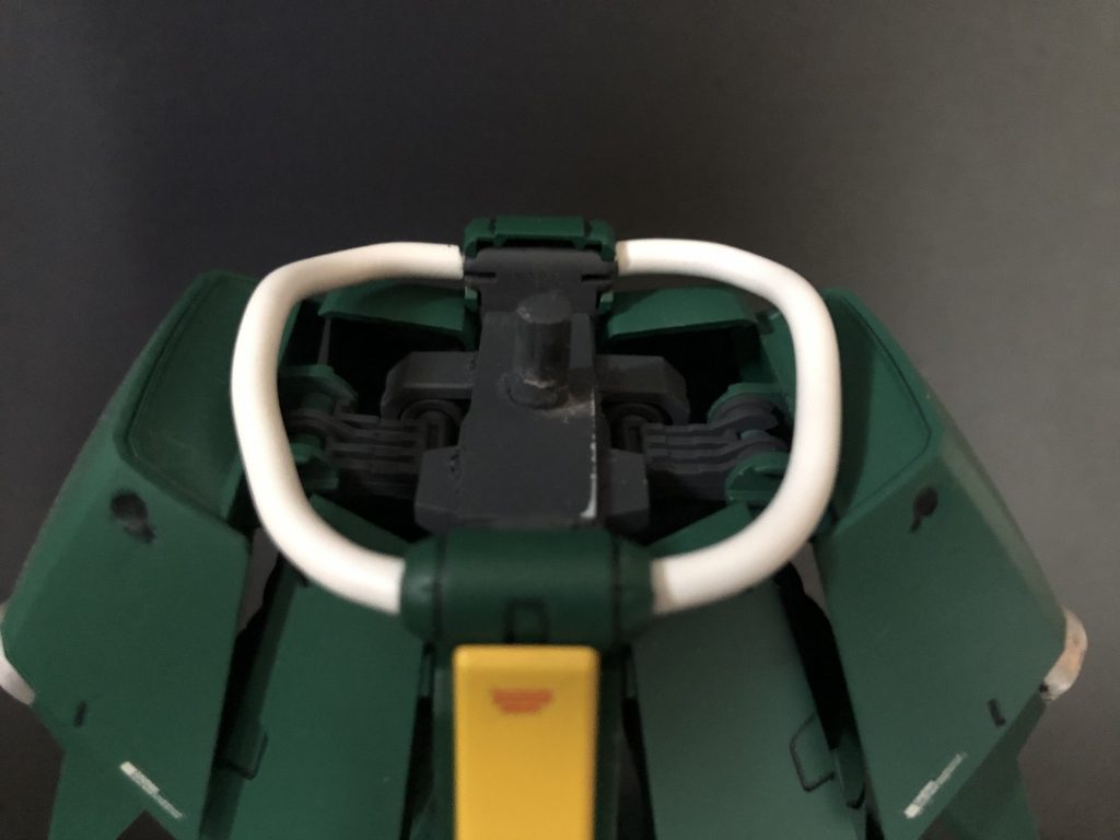 腰の動力パイプも市販パーツに交換しました！