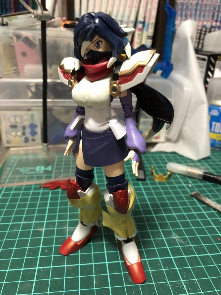 最初は、肩アーマーも付けるつもりでしたが、可動範囲が…