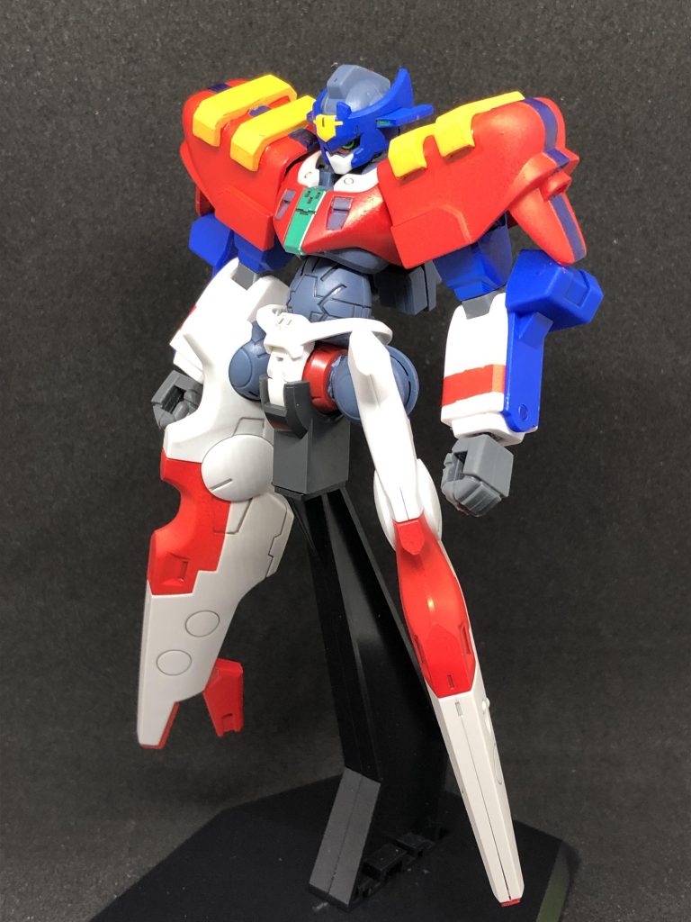 機体カラーはマックスターをイメージ
メインカメラのみシールを貼ってます。