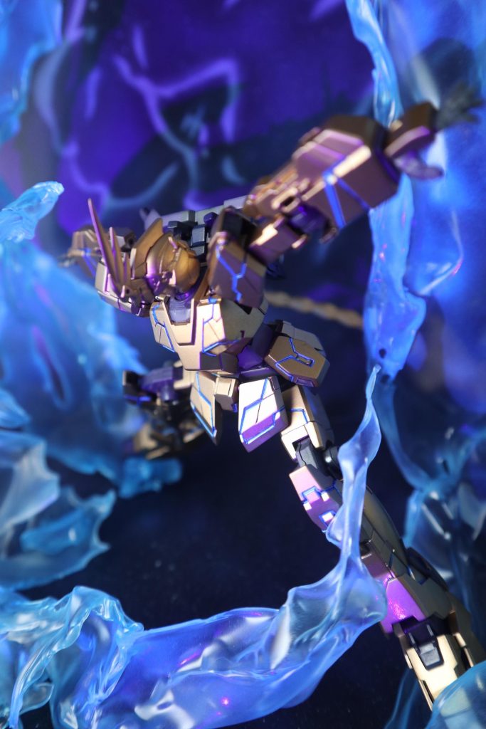 オマケ。
店頭展示するので関係ないんですが一応。蛍光ブルーだったり、クリアブルーに蛍光クリア混ぜたりしたので…。
以上ご覧いただきありがとうございますm(_ _)m