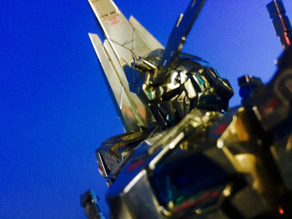 ある青い鳥の少女–2枚目/制作者：アストレイアス