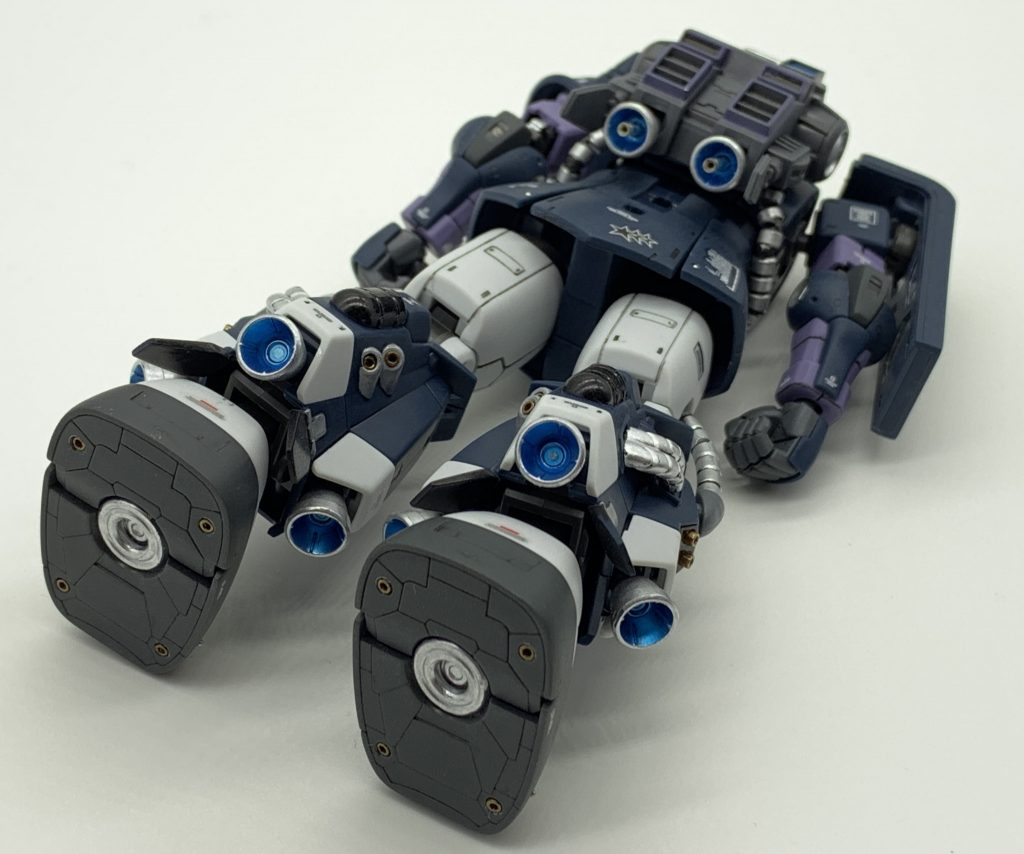 バーニア内部はお気に入りのメタブルーで。