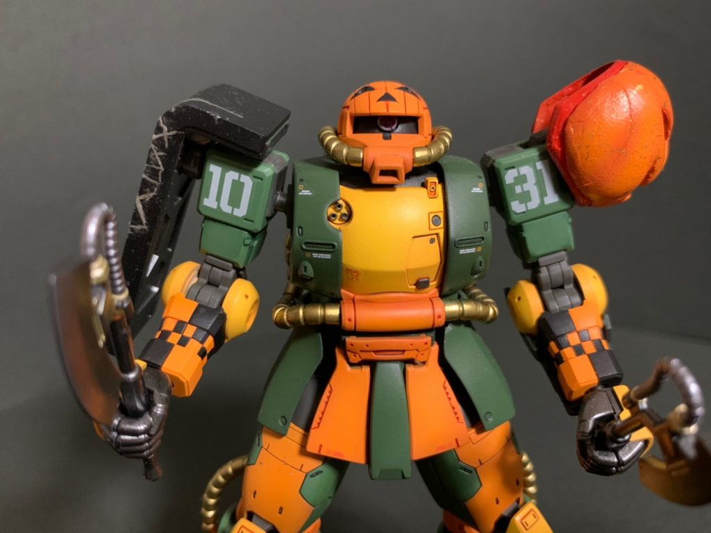 カボチャで普段は隠れてるけどマーキングナンバーはハロウィンの日付だったり(^-^)

薄緑の部分はウェザリングカラーのフェイスグリーンを使ってみたかったけど、思ったより色が乗らなくってスミ入れしただけみたいになってしまいました…やっぱ事前につや消し吹いとかないとダメみたいですね…(⌒-⌒; )