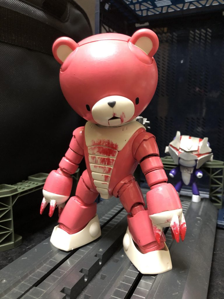 Mr.BK「....。これ、グルーミーじゃん...。」
Mr.BK「何でコレが嫁?」
oyz「えーっと、うちの嫁ってガンプラアンチなんすよ、ちょっと気性もアレで...。ガンプラを見る嫁の姿が丁度こういう感じなんで...。」
Mr.BK「ああ...、そう...。」
oyz「ええ...。」
Mr.BK「大きさもoyzーGUYと全然違うね.....。」
oyz「ええ...。家庭内の力関係の比重はこんな感じです...。」
Mr.BK 「ああ...、そうなんだ...。(;´∞`)」
oyz「....ええ...。(´・ω・`)」