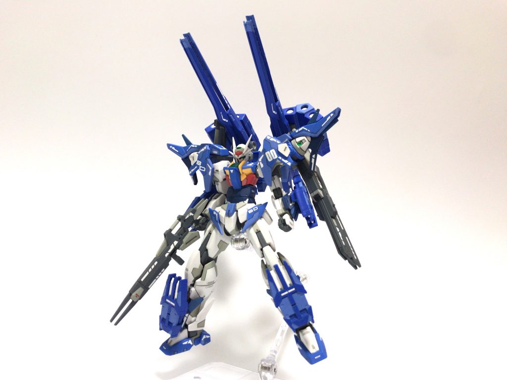 こちらはHWSを取り付けた状態
アニメで見た時からHWSも本体の青系な色の方がかっこいいのになーって思ってたので思い切ってこちらは色変えしてみました