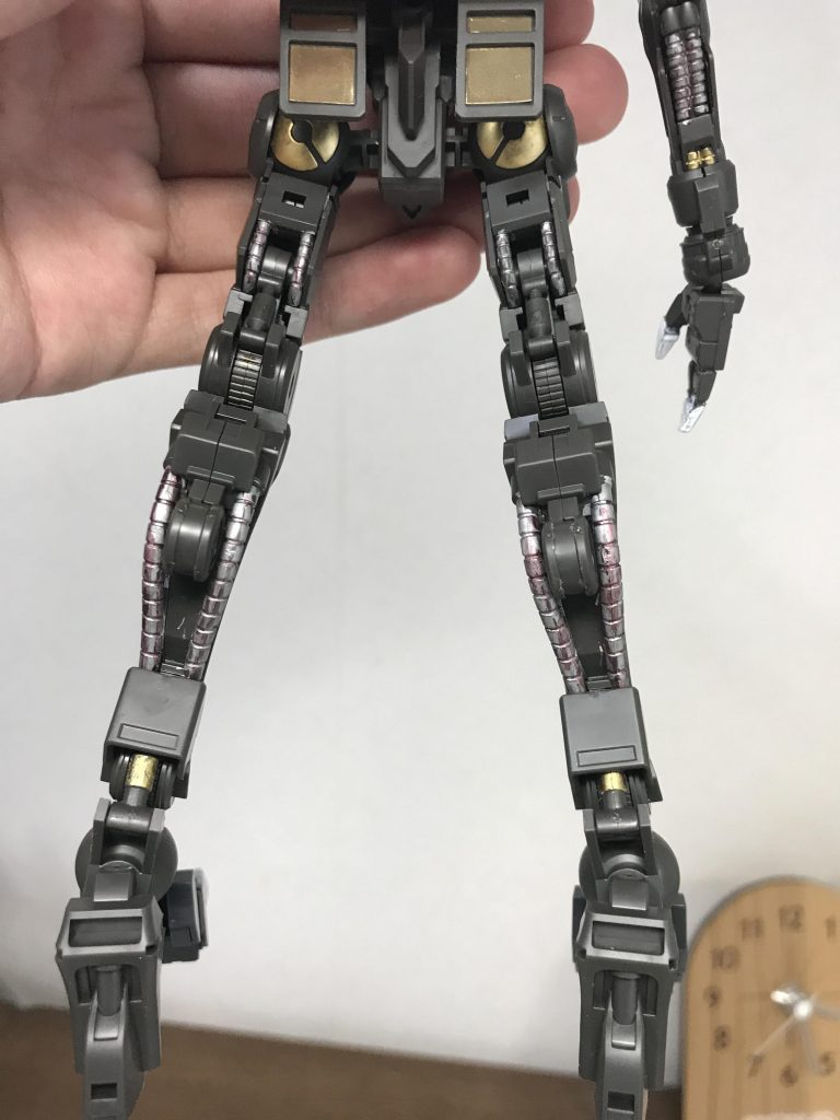 銀色のチューブみたいなやつ結構気に入ってる。