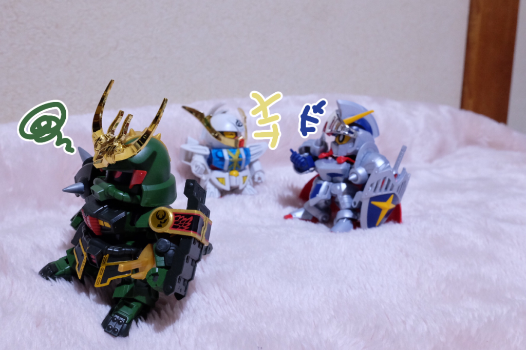 騎士:私たちにはまだ帰れる場所があるんだな!
武者∀:こんなに嬉しいことはない!  ですね!
殺駆:はーやれやれ、まさかお土産を二機も連れ帰るとは思わなかった……しかも半年以上も出歩いていたのか。思ったよりも長い旅だったな