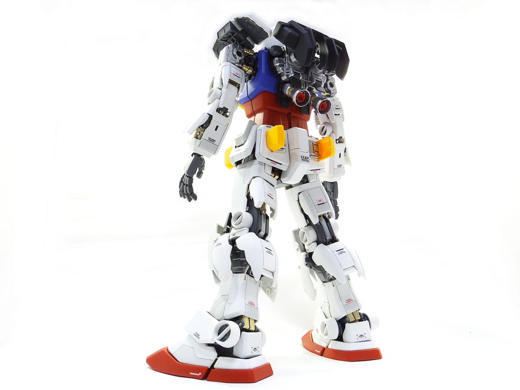 PG ガンダム–3枚目/制作者：guplafactory