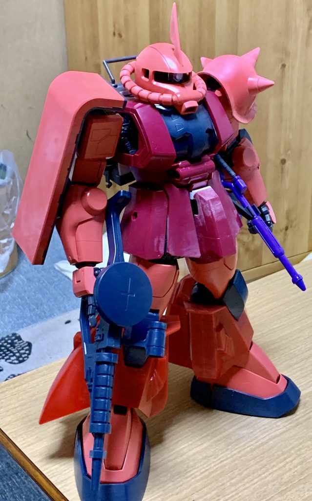 ここからスタートでした、PGと言えど20年くらい前のキットなのでのっぺりしてます。