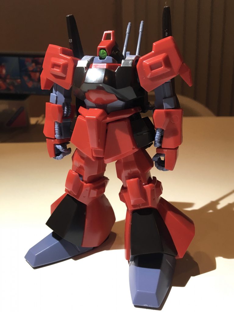 素組。塗り分けしやすいパーツ構成なのはありがたいです。