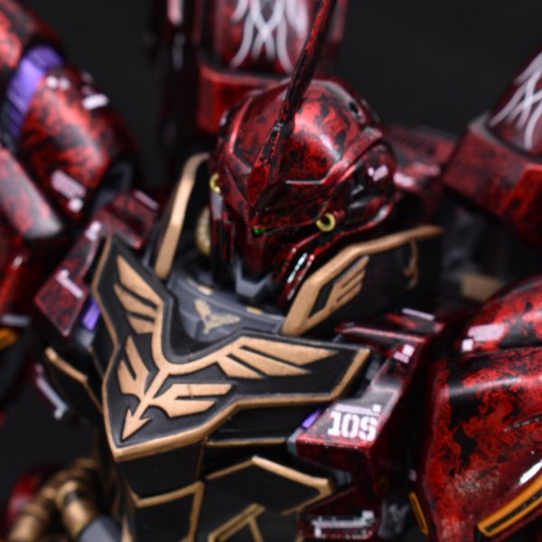 シナンジュスピネル