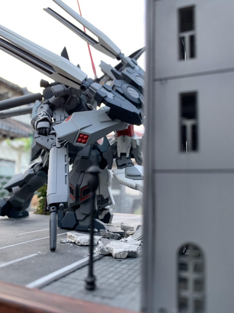 『ガンダム違い』–8枚目/制作者:@bael7788