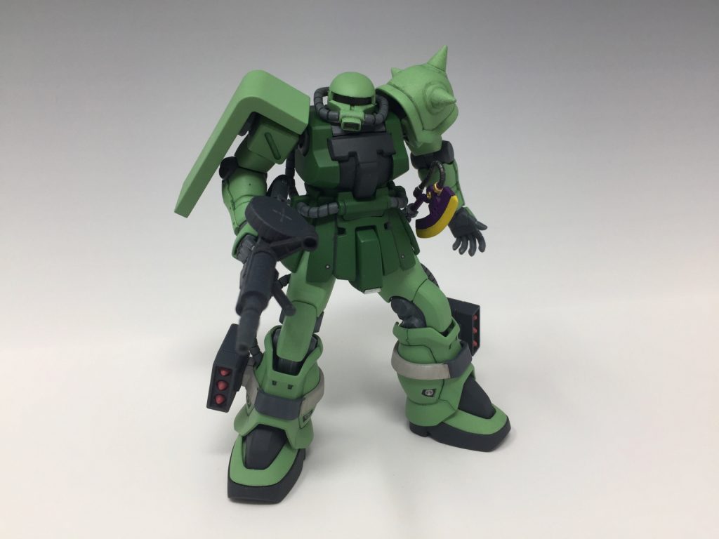 このキットには3連装ミサイルが付属します。スネパット部分やミサイル弾頭を塗り分けてあげると見栄えがいいです。