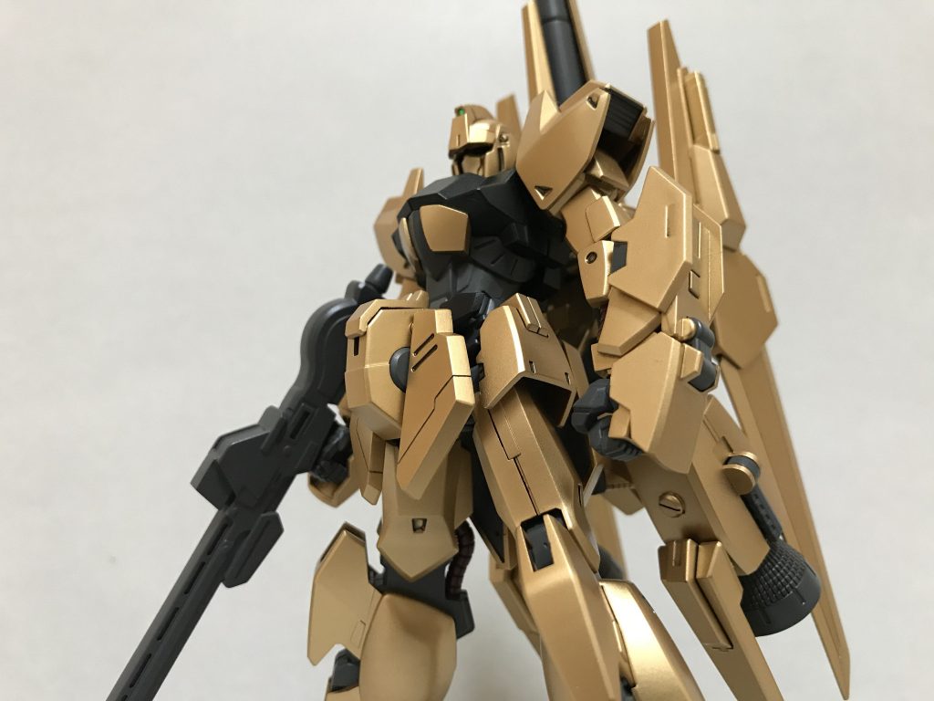 今回初めてエアブラシでゴールドを塗装したんですけど、ものすごく綺麗に塗れて感激