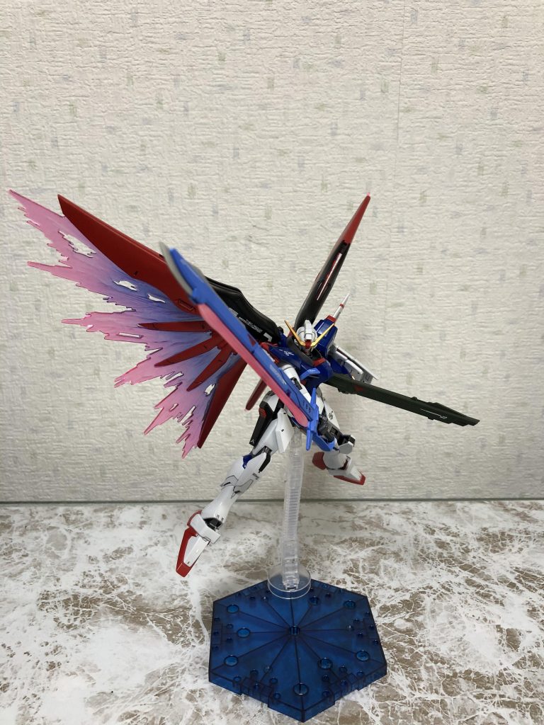 今回のデスティニーは少しメタルロボット魂を参考に作りました