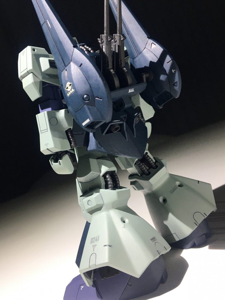 バインダー位置変更は単にパーツを逆さまに付けただけですがw イケイケ感増。