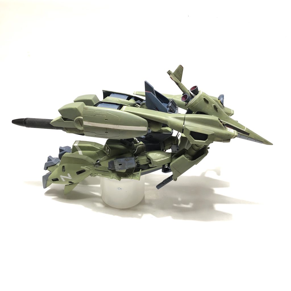 オペレーター「了解。R-2お気おつけて。ダイバージオンは御機嫌ななめ。舐めると痛いわよ。」
R-2「THANK YOU MAMA'俺はとっても眼が良いんだ！ジャッカルするのは慣れている。M-6やってくれ。」
M-6「オーライ！プーしたらさっさと捨ててやるぜ！HAHAHA!!｣