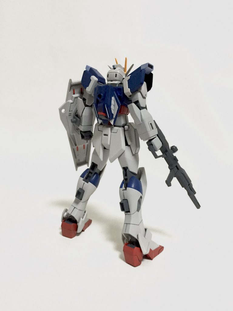 製作する上で目消し・全塗装以外は全く改修をしておりません(*´∀`)♪
なぜなら、そのままでも十二分にカッコいいので！！笑
(本企画上、過度なミキシング等の改造はNGだったのでという理由もあります)

塗装は例のごとく缶スプレーオンリーになります。コアスプレンダー部の塗り分けは大変でした💦