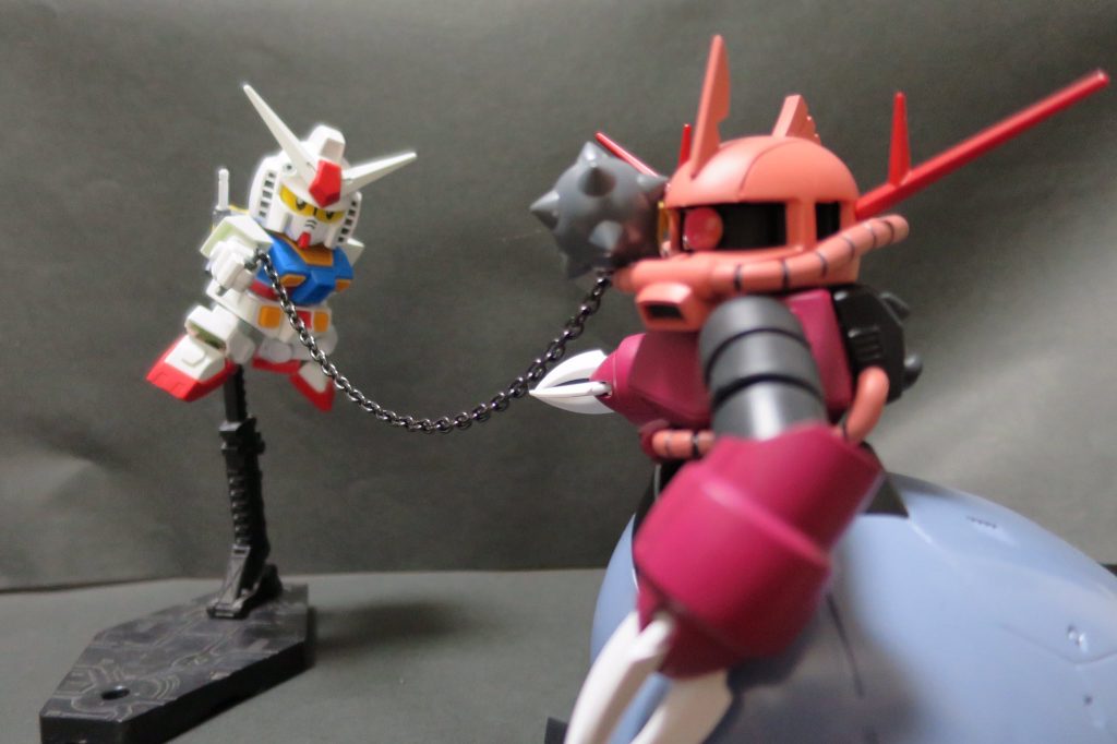 「これからは私の事をシャア専用ザズゴググングと呼ぶように・・・」

「呼ぶか！」


の名(?)シーンも完全再現！