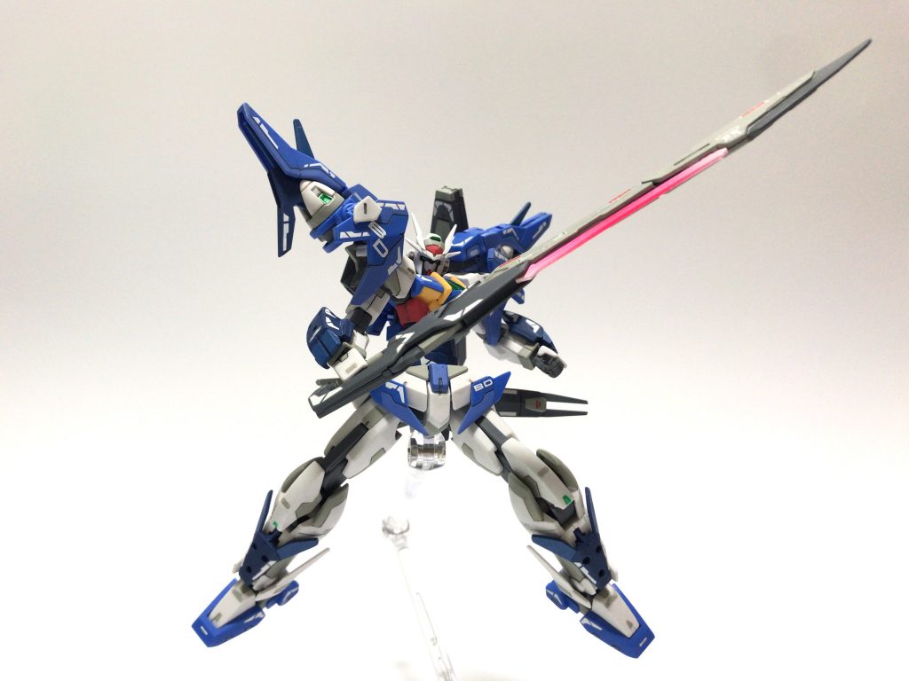 長物を持たせるとこういう機体はかっこいいですよね〜