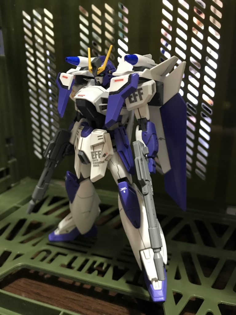 ガンダムエアマスター〝ホーネット〟–8枚目/制作者：真樹京介