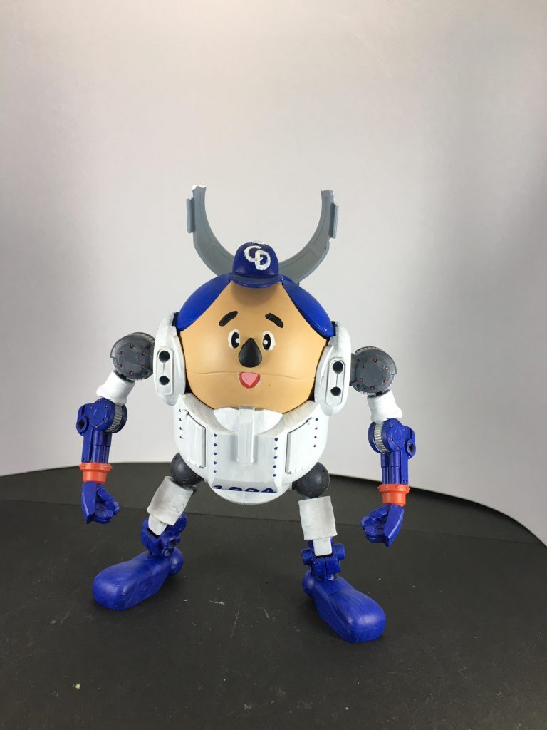 耳は一応可動式