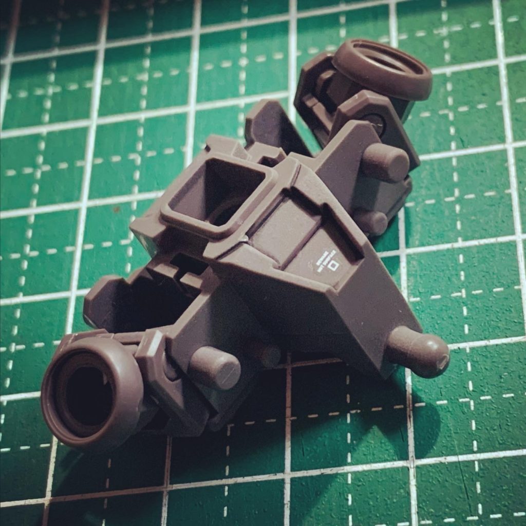 作成風景~。胴体内部の肩関節引き出し機構。これでリックディアスをリバイブらないだろうか。したらよかろうもんじゃないだろうかどうだろうか。