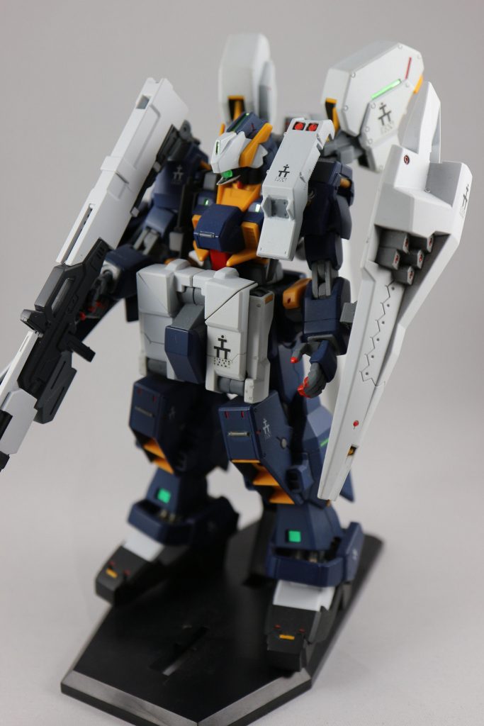 全身。装備および配色はPS4ゲーム「Gジェネレーション・ジェネシス」に登場した際のものを参考にしています。