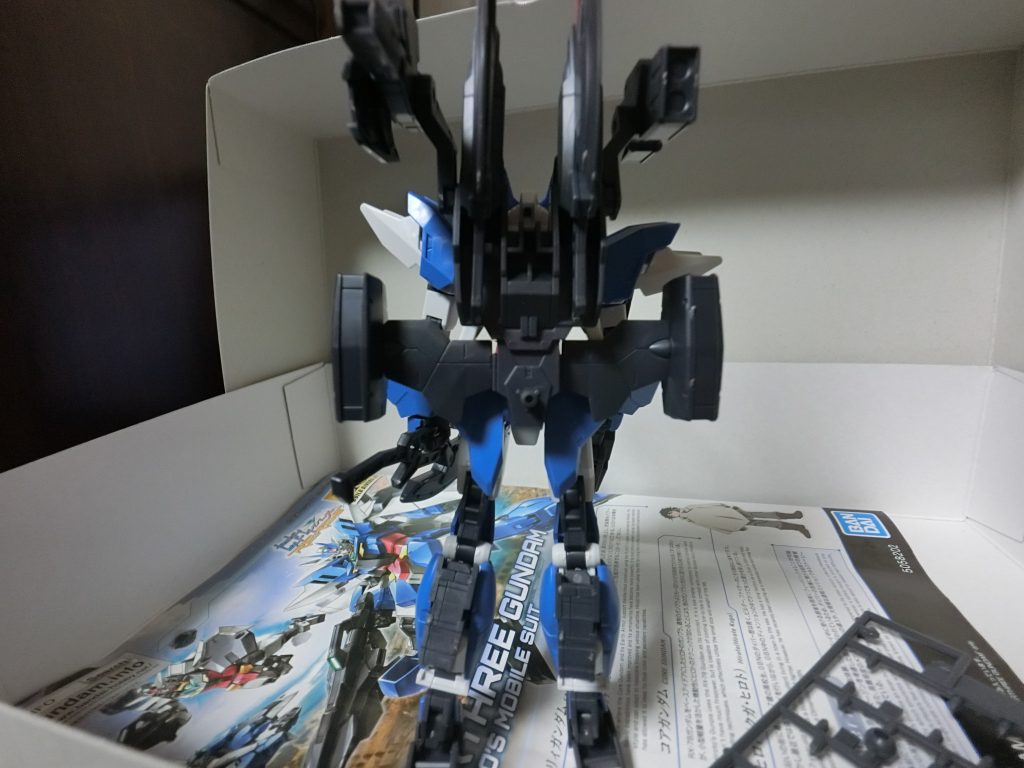 後ろ。なお、このバックパックのつけ方はマーズフォーウェポンズの説明書に乗ってるのでそれを使っただけ。