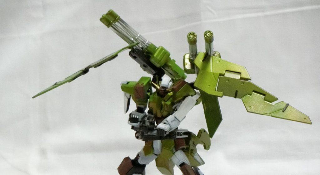 ガンカメラを下ろして狙い撃つ！