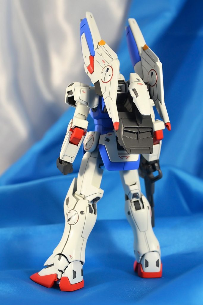 HGUC 1/144  Vダッシュガンダム/ヘキサ–3枚目/制作者:アイン