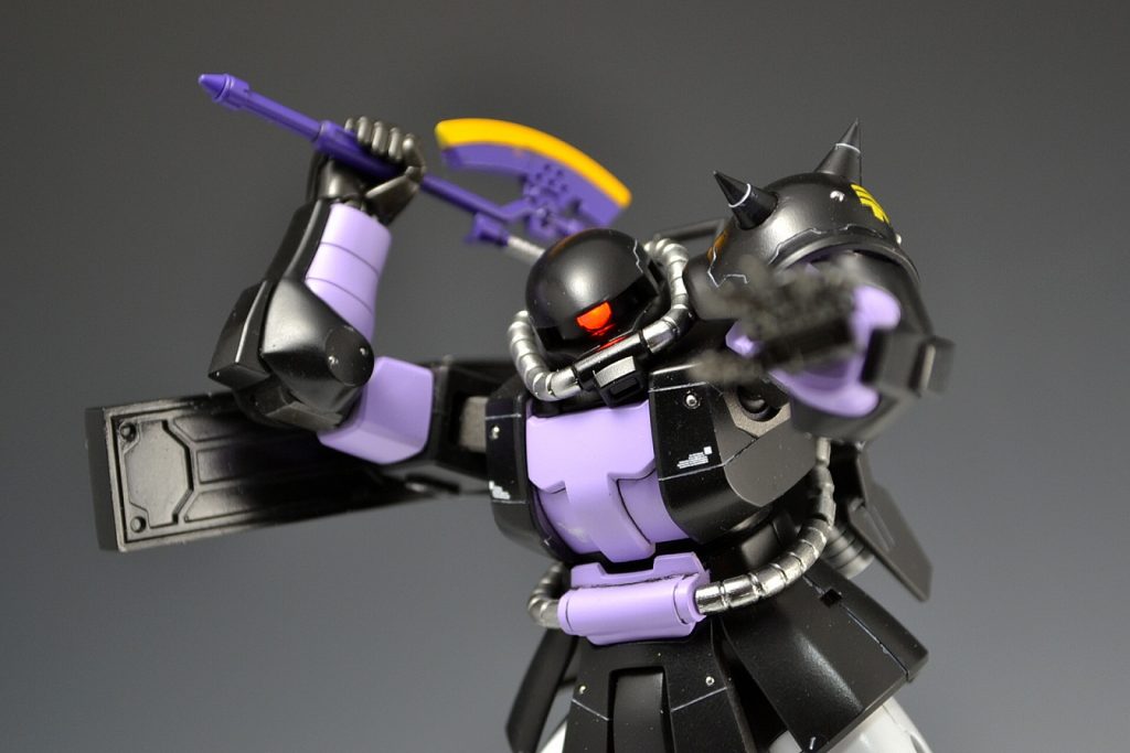 HGUC 黒い三連星ザクⅡ–6枚目/制作者:アイン