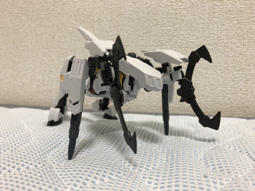 塗装前。既にキモいです。