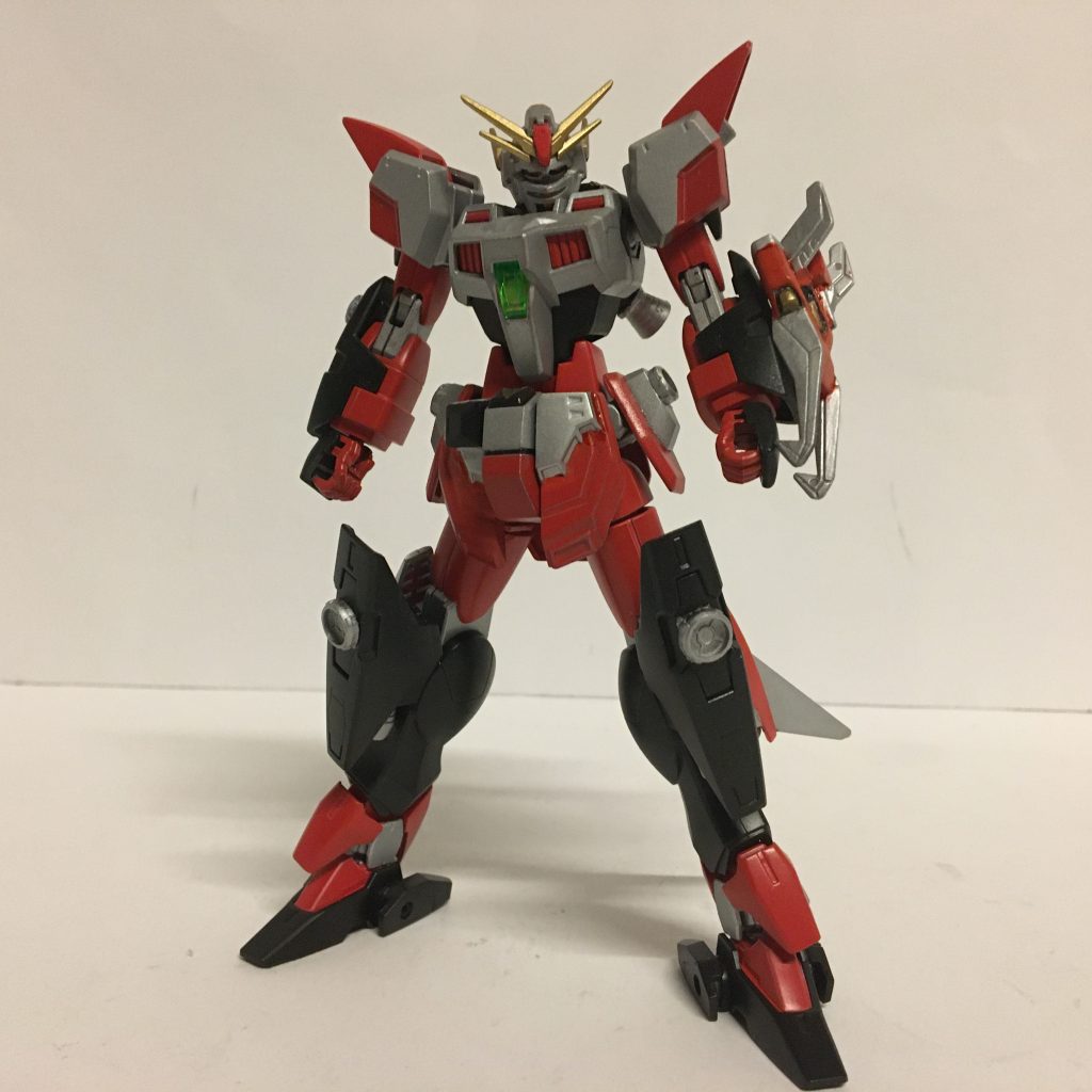 最初は普通のシャイニングをベースに考えましたがジョイント穴やドラグレッダーとの合体をするため、ブレイクに変更しましたが高身長のかっこいいガンプラになりました👍