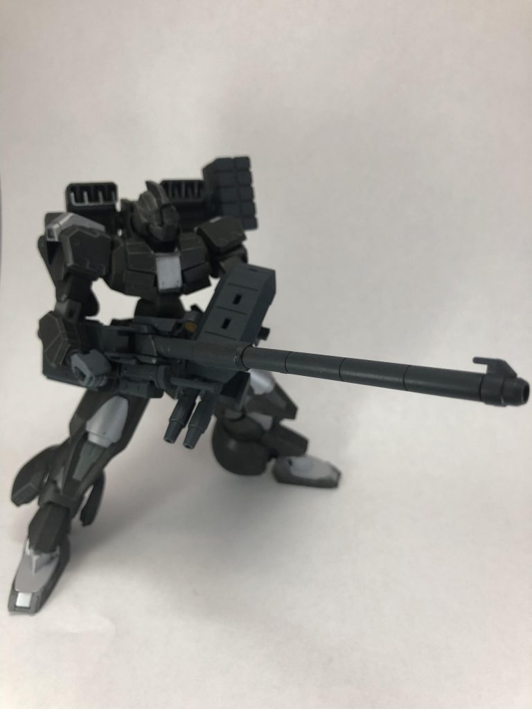 武装3 300mm滑腔砲
これも鉄血オプションセットより
アームが稼働して構えることが可能です。
火力取るための長物武器