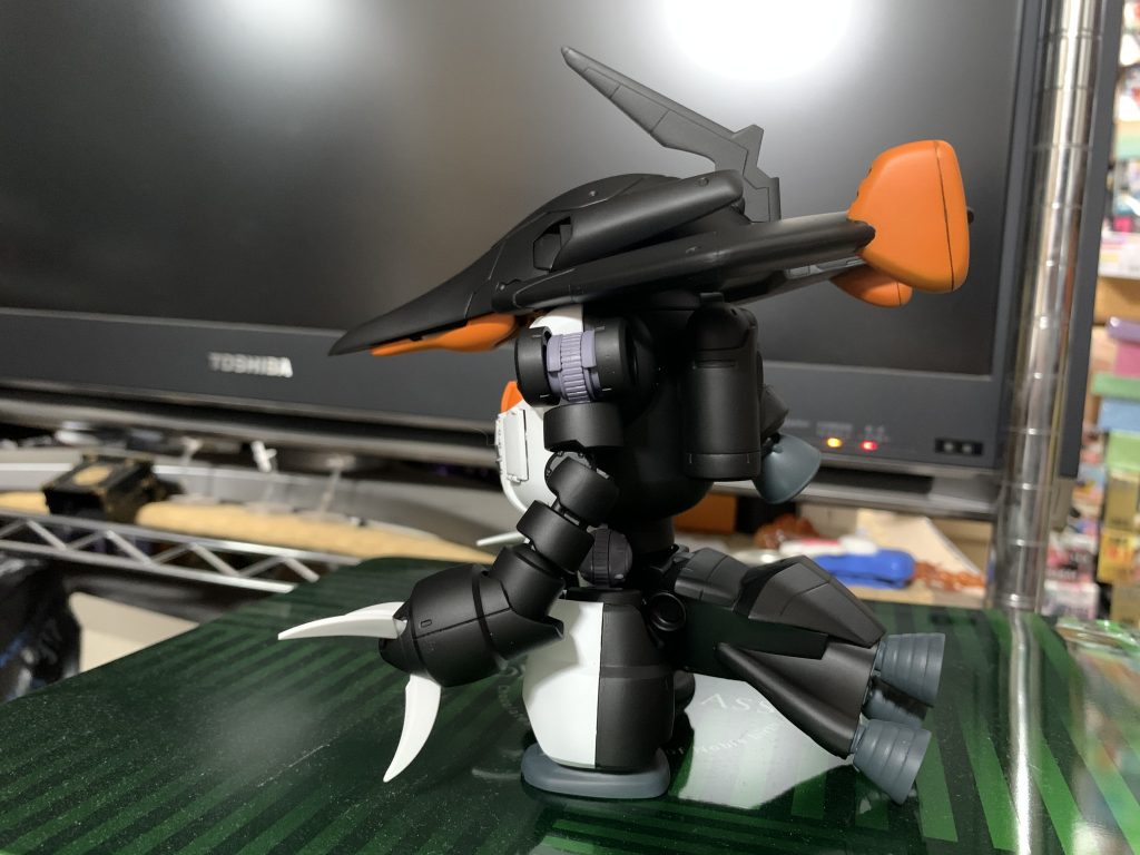 モビルペンギン–3枚目/制作者：オワリハジメ