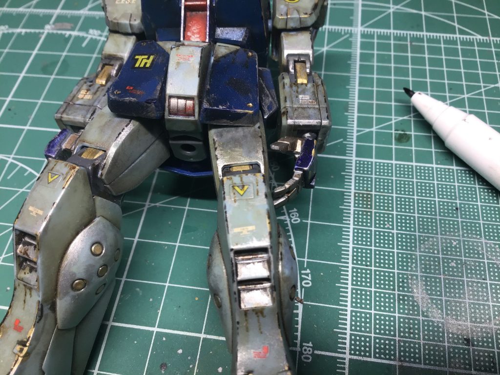 最後にガンダムマーカー黒で〆ると良い感じになりました(о´∀`о)