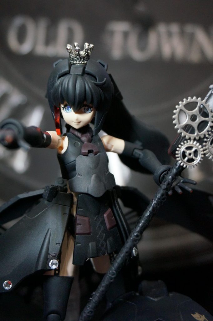 右前髪はやはり赤くないと。マイクスタンドはゴスっぽいシールを巻いて立体感を。ほんとは瞳も赤く、もしくはオッドアイにしたかったが、技量がない。Das Feenreich！