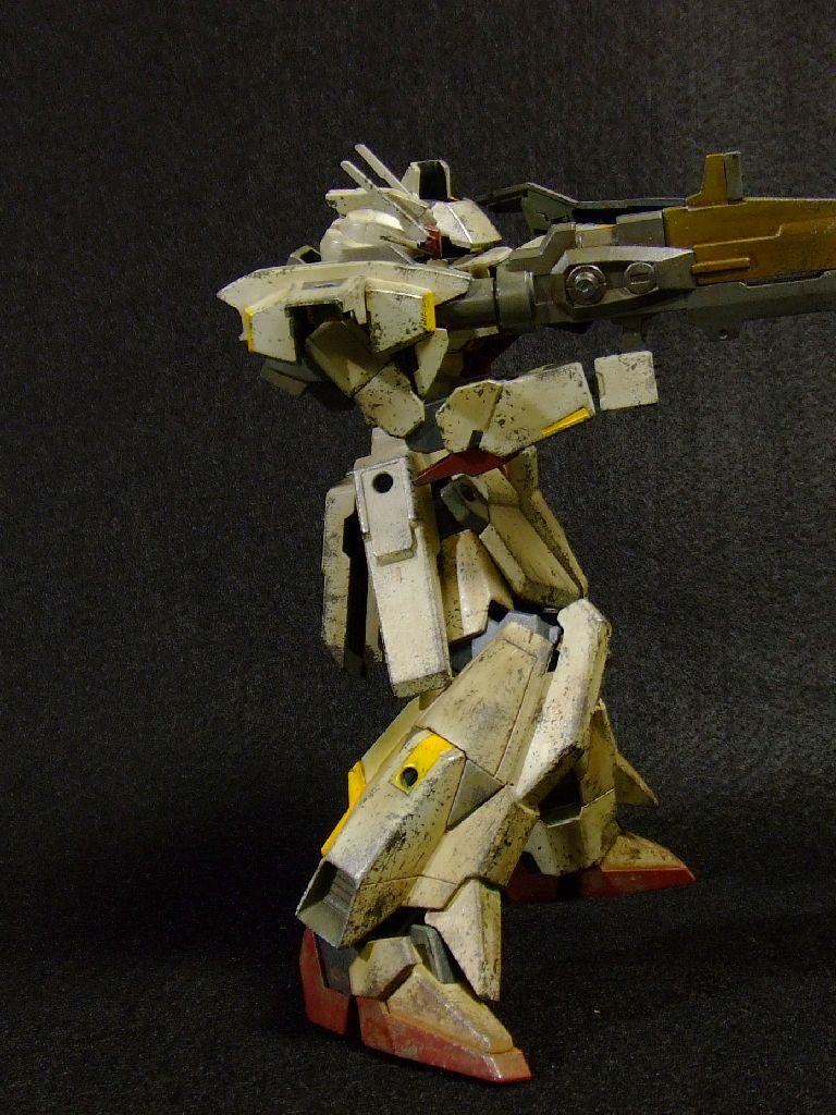 HGBFライトニングガンダム–3枚目/制作者：PBJ