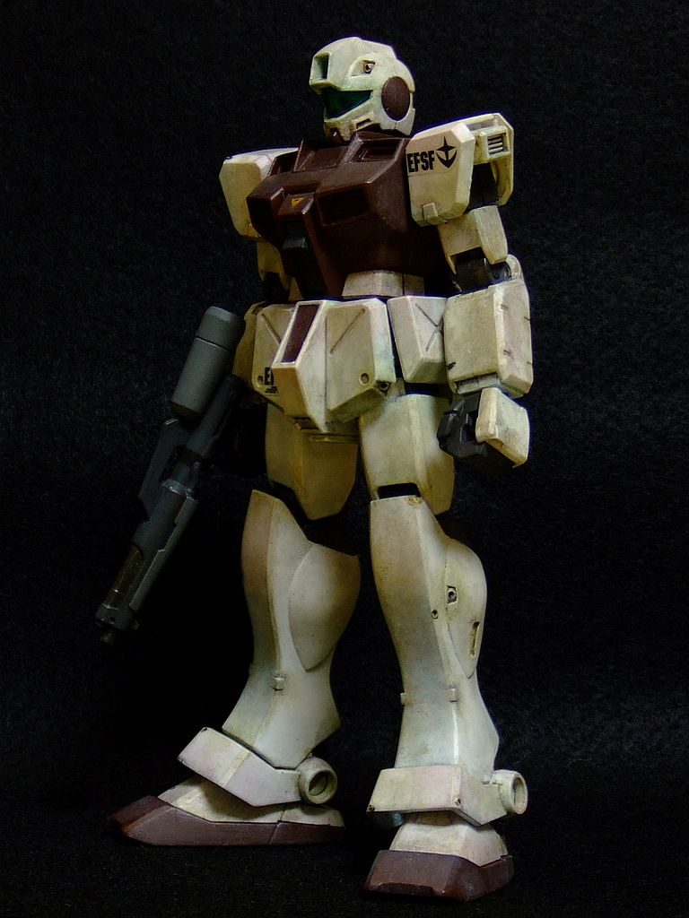 肩のアンテナは外しました